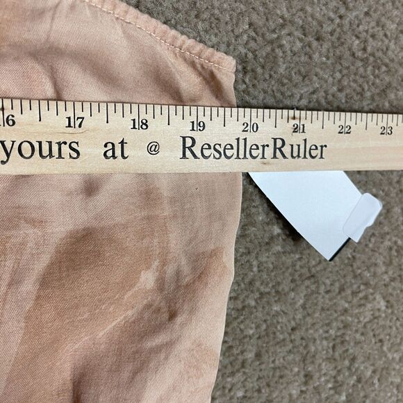 Cloth & Stone Tank Top Size Medium Tan Giraffe Print Tie Button Front V-Neck NEW - Picture 6 of 10